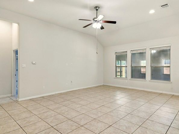 2516 Silver Fern LN, Pflugerville TX 78660