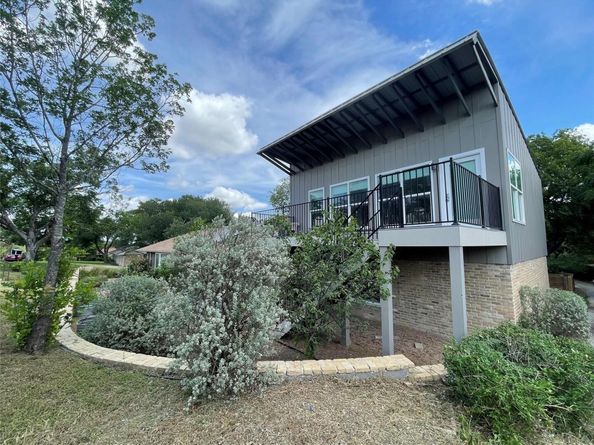1706 Windoak DR, Austin TX 78741