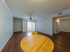 501 W 26th ST 103, Austin TX 78705