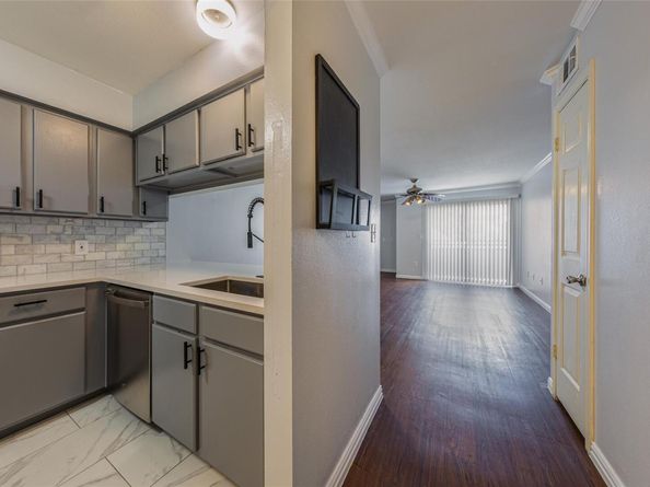 501 W 26th ST 103, Austin TX 78705