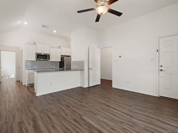 2021 Long Shadow LN, Georgetown TX 78628