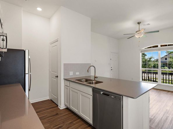 2021 Long Shadow LN, Georgetown TX 78628