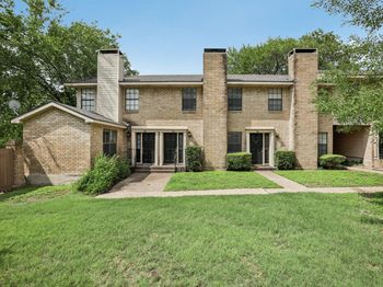 8400 Jamestown DR