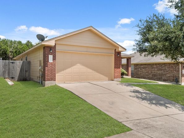 5901 Nelson Oaks DR, Austin TX 78724