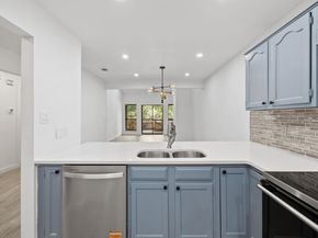 7211 Lakewood DR C111, Austin TX 78750