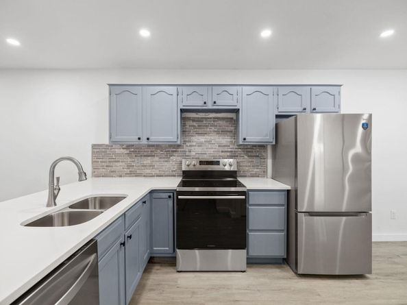 7211 Lakewood DR C111, Austin TX 78750
