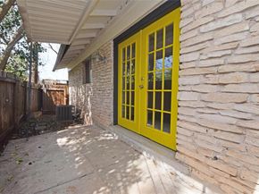 6400 Brookside DR, Austin TX 78723