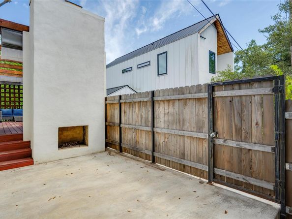 2801 Cedarview DR A, Austin TX 78704