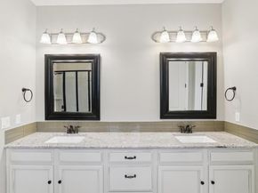 932 Naranjo DR, Georgetown TX 78628