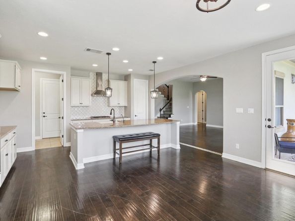 932 Naranjo DR, Georgetown TX 78628