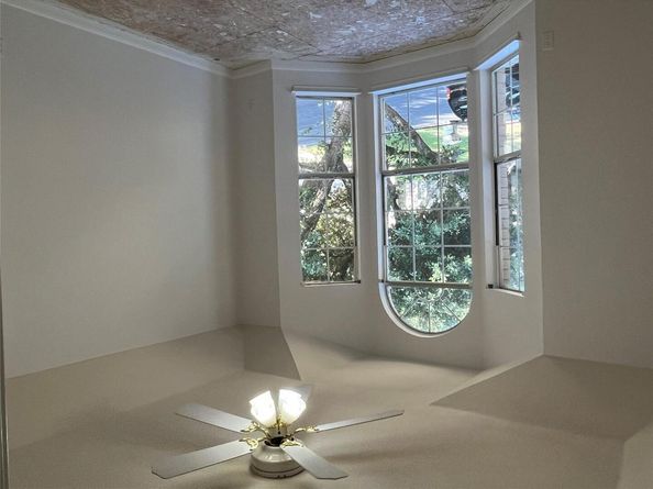 402 Keenland DR, Georgetown TX 78626