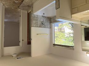 402 Keenland DR, Georgetown TX 78626