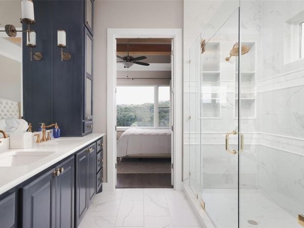 303 Marina View CT, Austin TX 78734