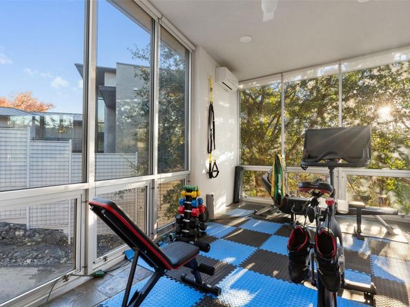 2102 N Oak Canyon RD, Austin TX 78746