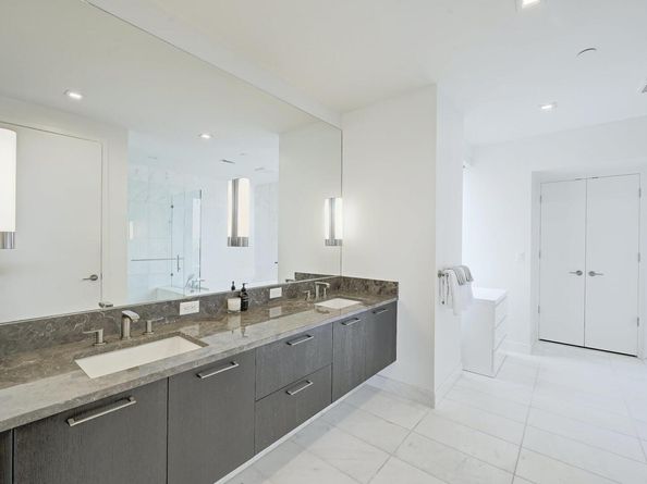501 West Ave 2001, Austin TX 78701