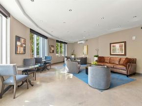 54 Rainey ST 412, Austin TX 78701