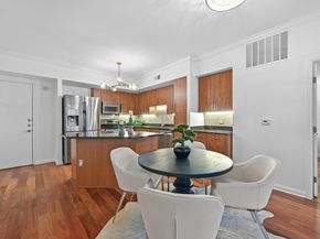 54 Rainey ST 412, Austin TX 78701