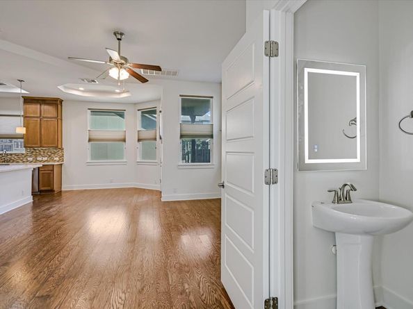 924 Sugaree Ave, Austin TX 78757