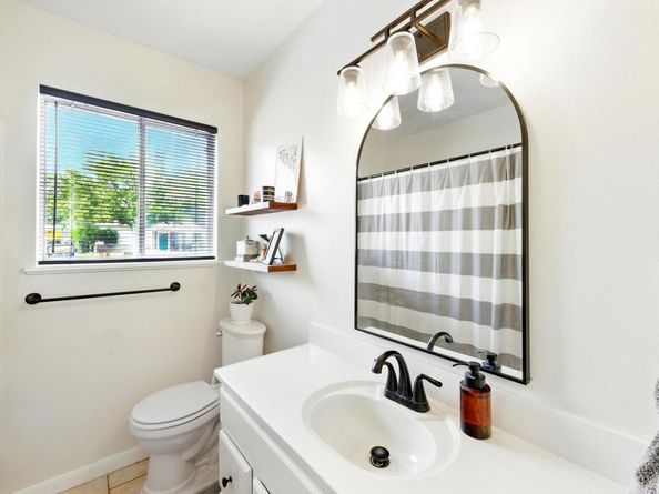 606 W North Loop BLVD, Austin TX 78751