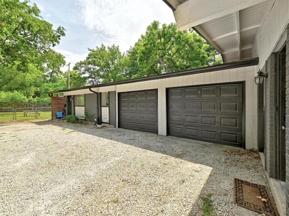 606 W North Loop BLVD, Austin TX 78751
