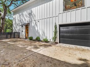 1111 W Annie ST A, Austin TX 78704