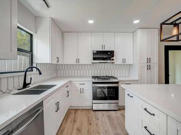 6009 Glen Meadow DR, Austin TX 78745