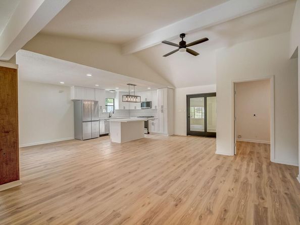 6009 Glen Meadow DR, Austin TX 78745