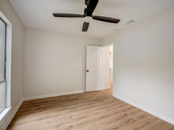 6009 Glen Meadow DR, Austin TX 78745