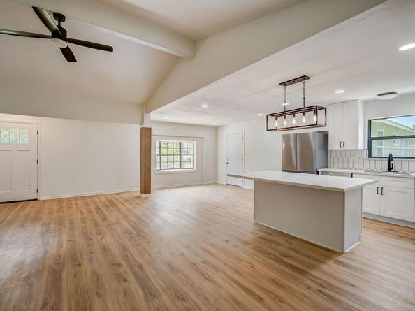 6009 Glen Meadow DR, Austin TX 78745