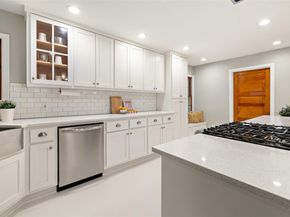 1619 S College ST, Georgetown TX 78626