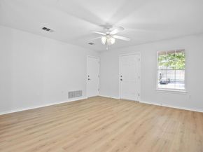 8608 Dittmar Oaks DR, Austin TX 78748