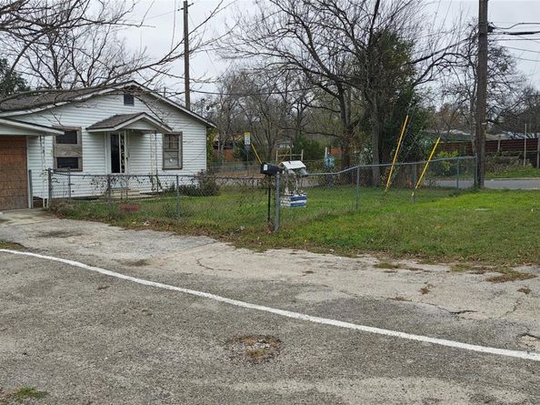 8611 Georgian DR, Austin TX 78753