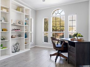 11800 Yarbrough DR, Austin TX 78748