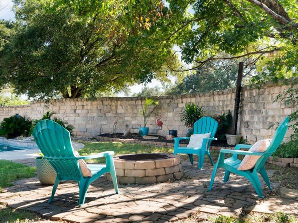 11800 Yarbrough DR, Austin TX 78748