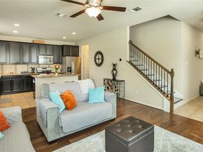 2105 Town Centre DR 48, Round Rock TX 78664