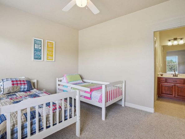 600 Augusta CIR N, Point Venture TX 78645