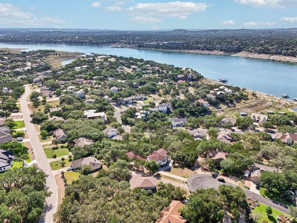 600 Augusta CIR N, Point Venture TX 78645
