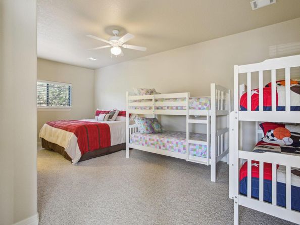 600 Augusta CIR N, Point Venture TX 78645