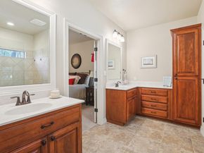 600 Augusta CIR N, Point Venture TX 78645