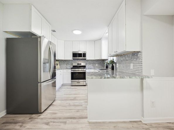 7302 Meadowood Drive DR, Austin TX 78723