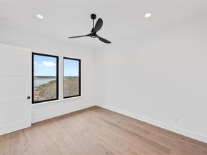 806 Sunfish ST, Lakeway TX 78734