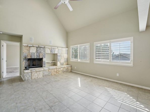 7605 Sleepy Hollow LN, Lago Vista TX 78645