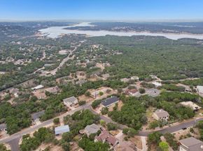 7605 Sleepy Hollow LN, Lago Vista TX 78645