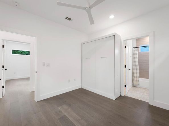 1204 W 51st ST 2, Austin TX 78756