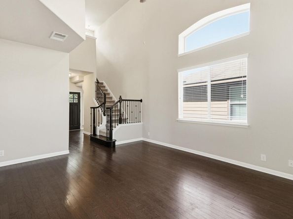 1512 Sugarberry LN, Austin TX 78748