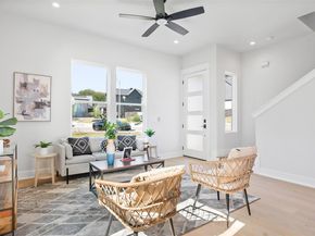 6209 Friendswood DR, Austin TX 78723