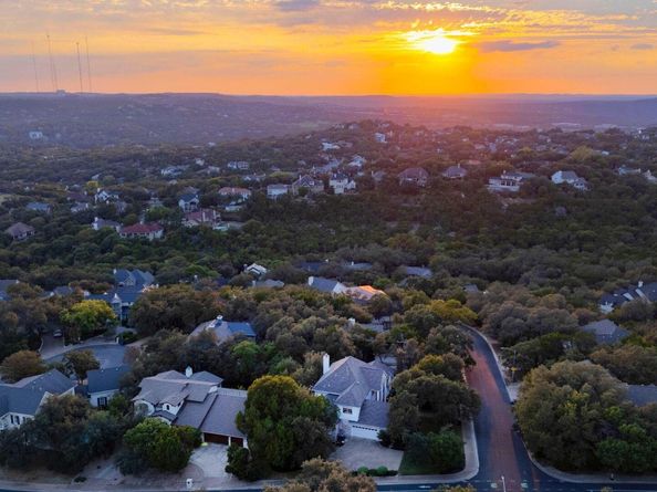 6103 Lonesome Valley TRL, Austin TX 78731