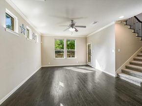 7509 Colina Vista LOOP A, Austin TX 78750