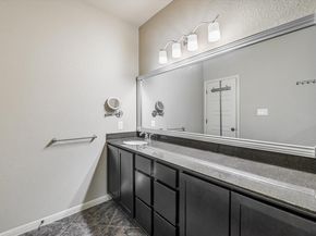 7509 Colina Vista LOOP A, Austin TX 78750