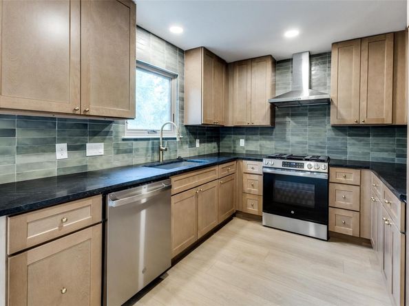 7702 Turquoise TRL, Austin TX 78749